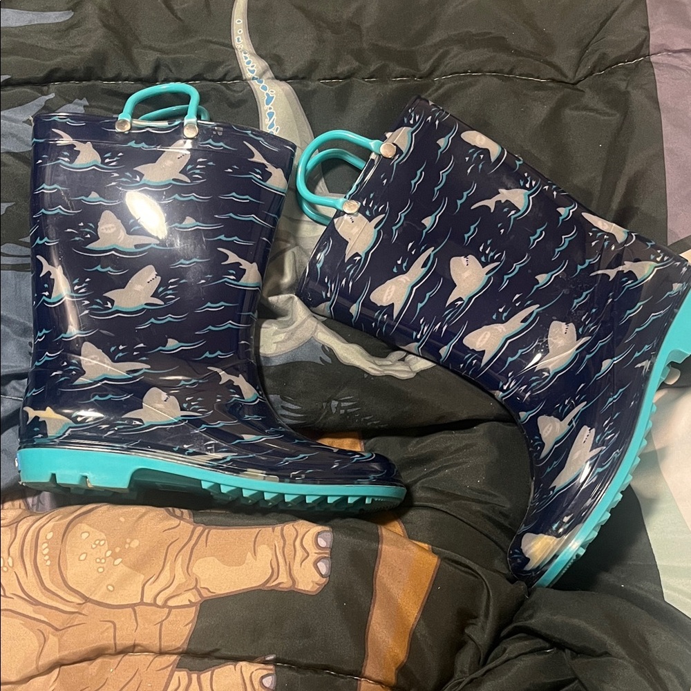 Kids Navy Shark Print Rain Boots with Aqua Handles
